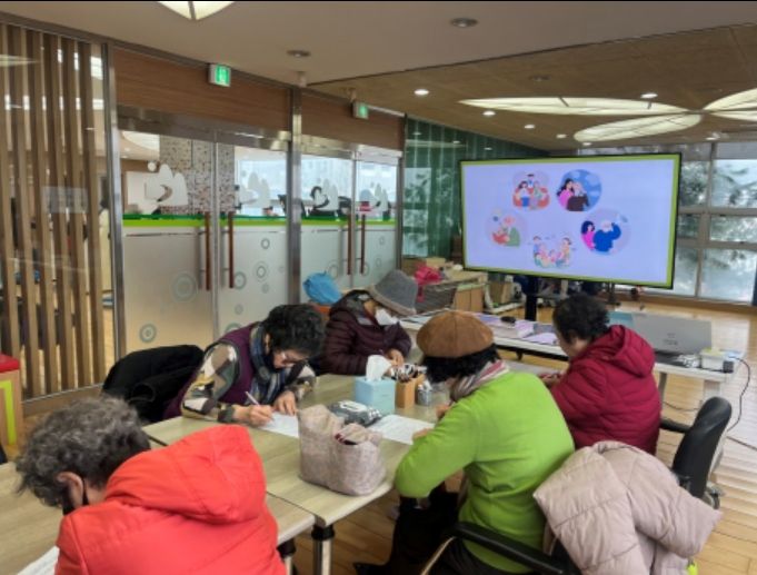 의왕시 치매안심센터, '반짝반짝 뇌 운동 교실' 참여자 모집